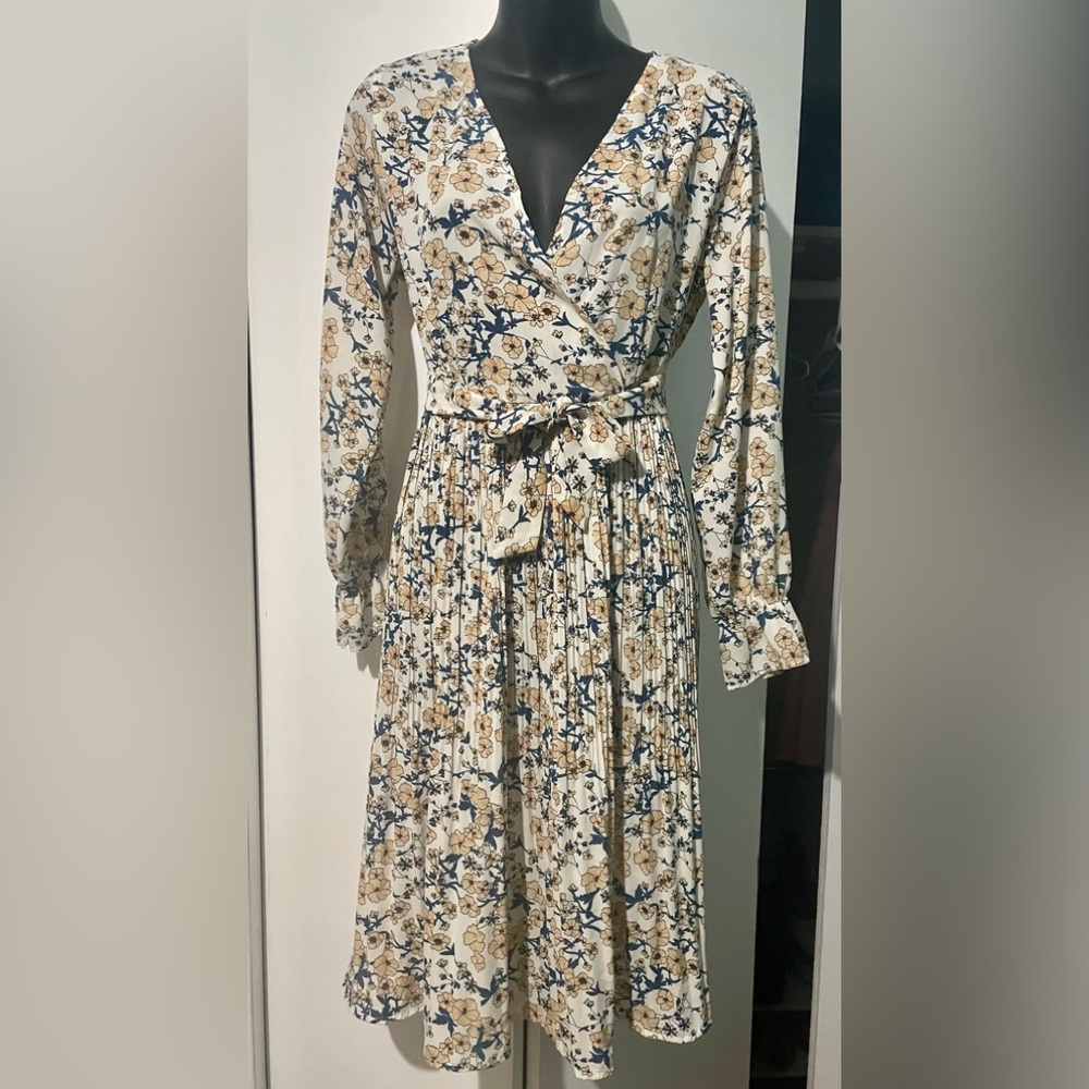 Long sleeve tea dress